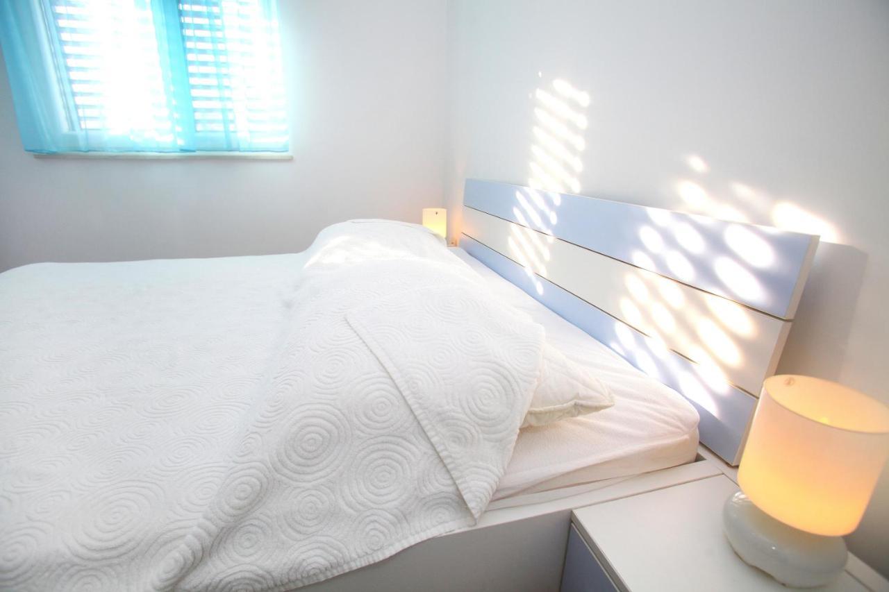Apartments Nakir Slatine Δωμάτιο φωτογραφία