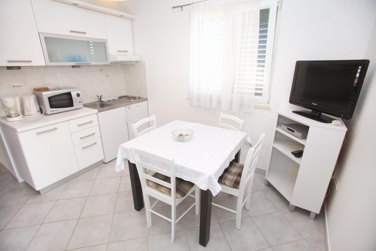 Apartments Nakir Slatine Δωμάτιο φωτογραφία