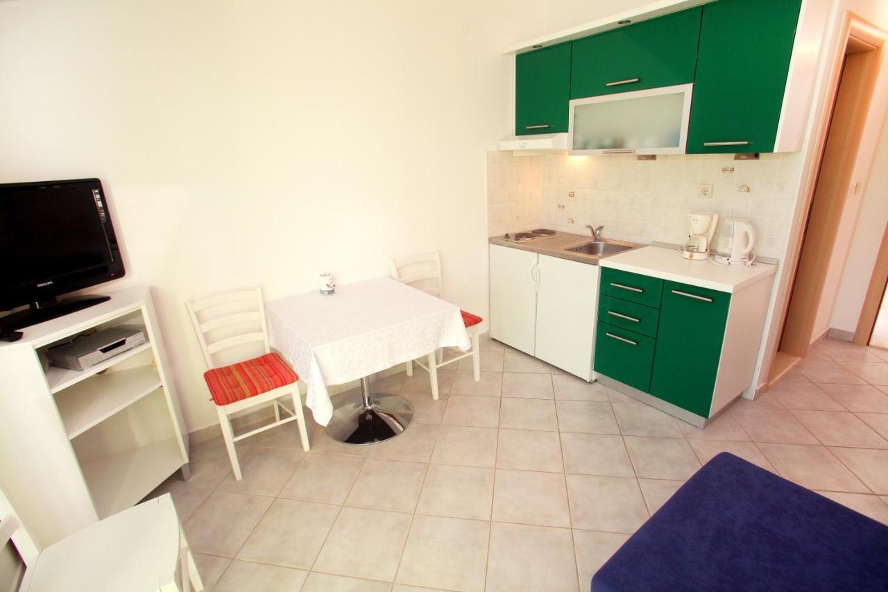 Apartments Nakir Slatine Δωμάτιο φωτογραφία